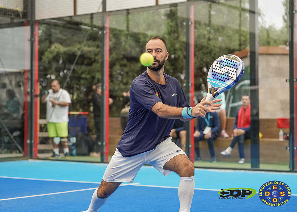 What is it like to play padel for a deaf person? We interviewed several participants of the last European Padel Championships for the Deaf.