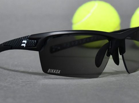 BIKKOA® lanza sus nuevas gafas de pádel GOAT Fotocromáticas