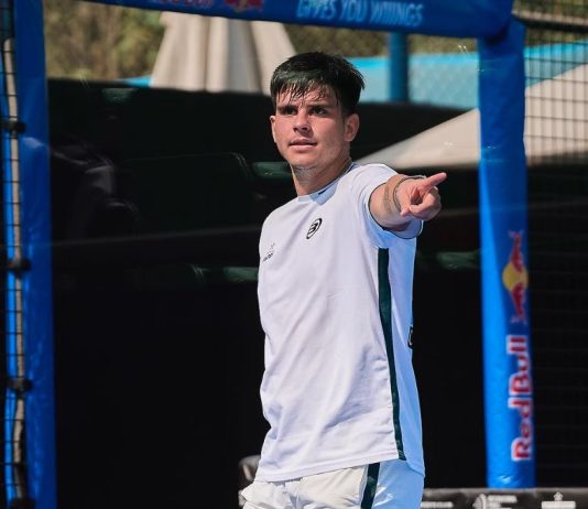 ¡El punto del torneo! Javi Leal sorprende al propio Tapia en esta formidable jugada