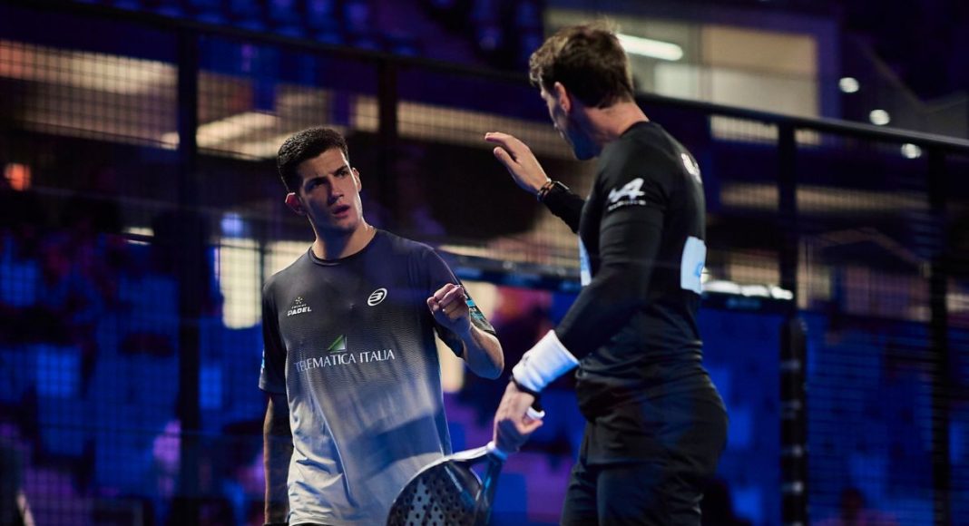 Los jugadores que se juegan su presencia en el Premier Padel Finals cumplen en los dieciseisavos del Milano P1