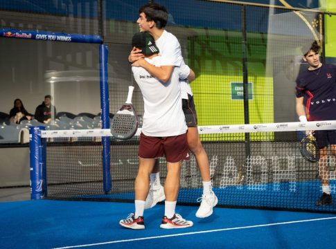 Uno de los encuentros más intensos en los treintaidosavos de final masculinos del Riyadh P1 fue el que enfrentó a Rama Valenzuela y Pol Hernández contra Miguel Lamperti y Daniel Santigosa