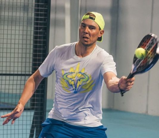 Rafa Nadal sorprende jugando al pádel en Manacor